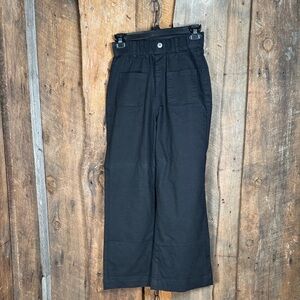 JY Black Wide Legged Cropped Travel Pants